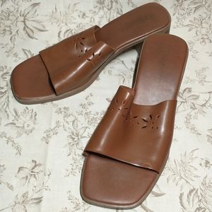 Brown Leather Open Toe Montego Bay Club Leather Collection Mules